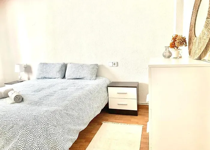 A 200 Metros Paseo Zorrilla Apartamento Valladolid